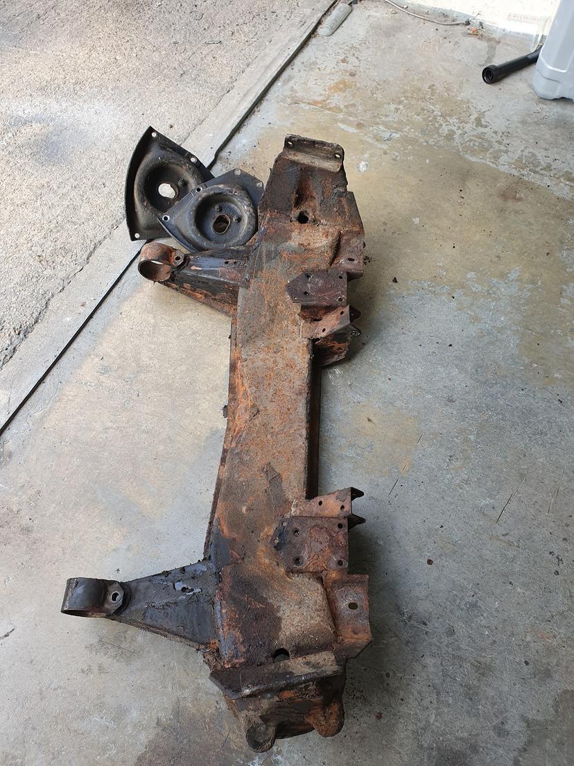XJR-S Front Axle Rebuild 2