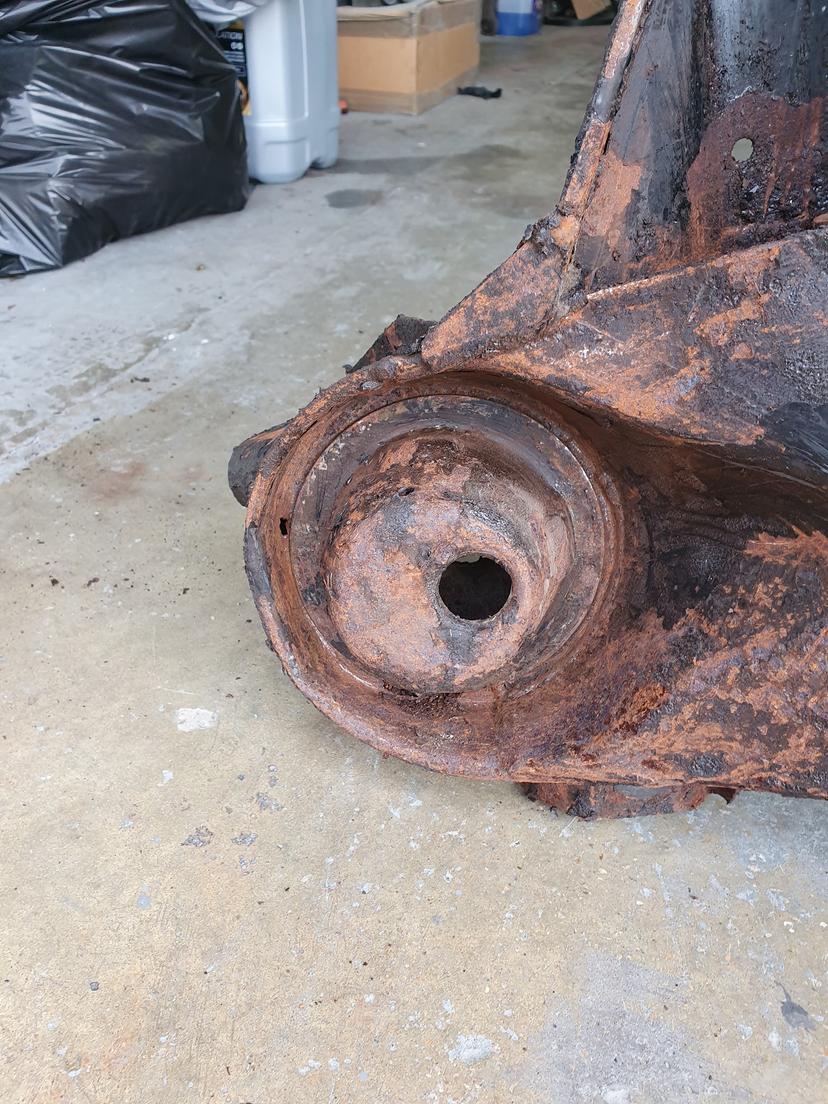 XJR-S Front Axle Rebuild 3