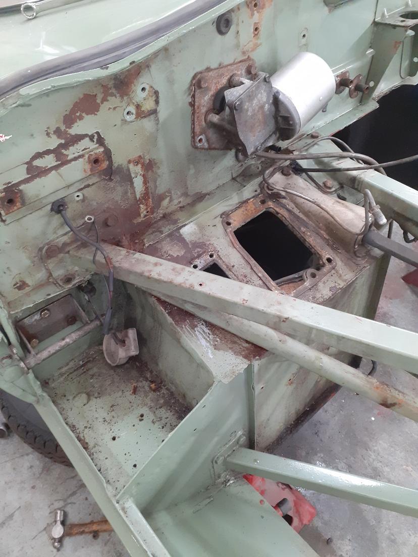 E-Type Front Suspension Rebuild 3