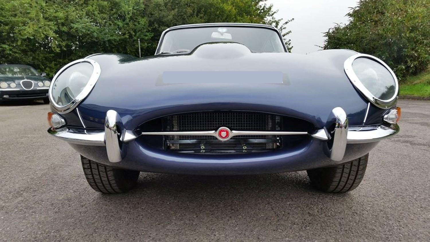 Contact Thruxton Jaguar